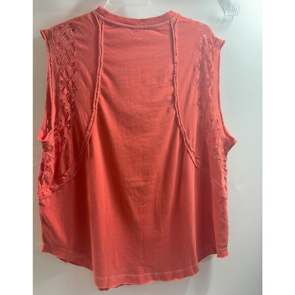 Free People NWOT Table For Two Tee Sleeveless Relaxed Lace Details Coral Large - Picture 4 of 6